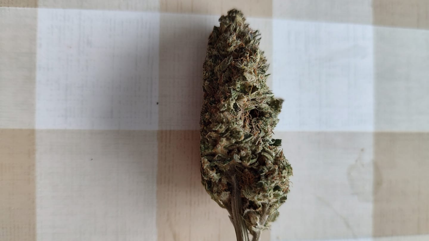Customer photo review of Raspberry Kush - 28 Grams - Indica