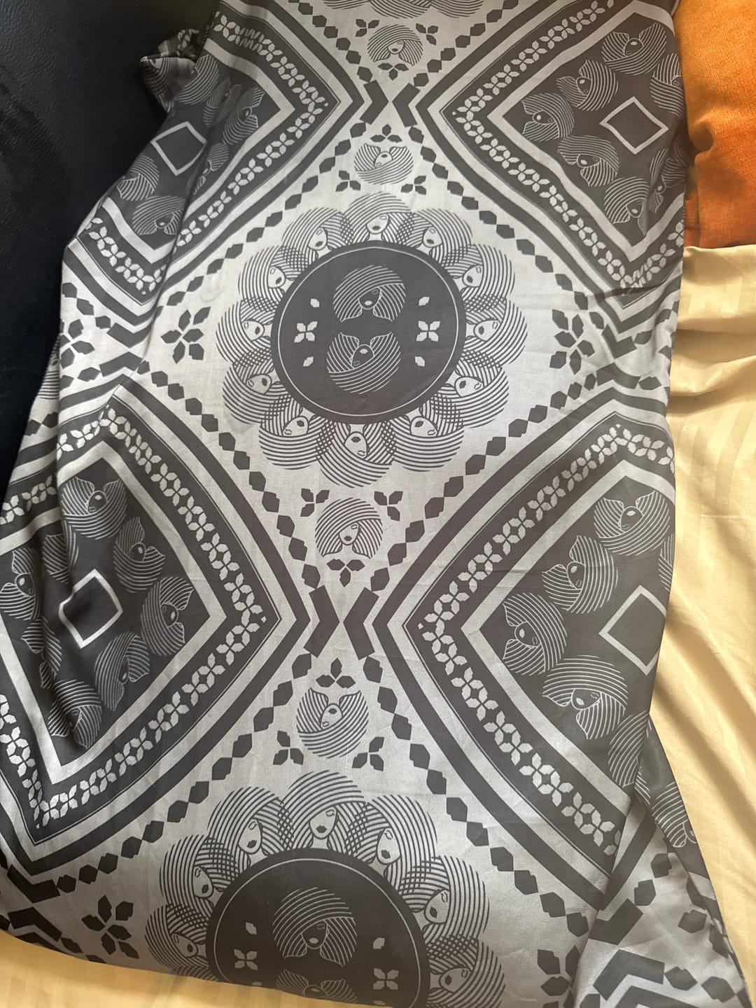 Customer photo review of BG Pillowcase