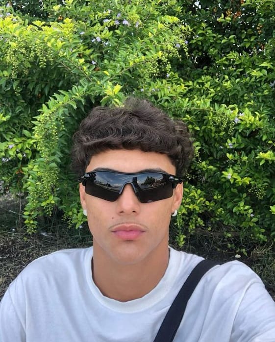 Customer photo review of Radar Black