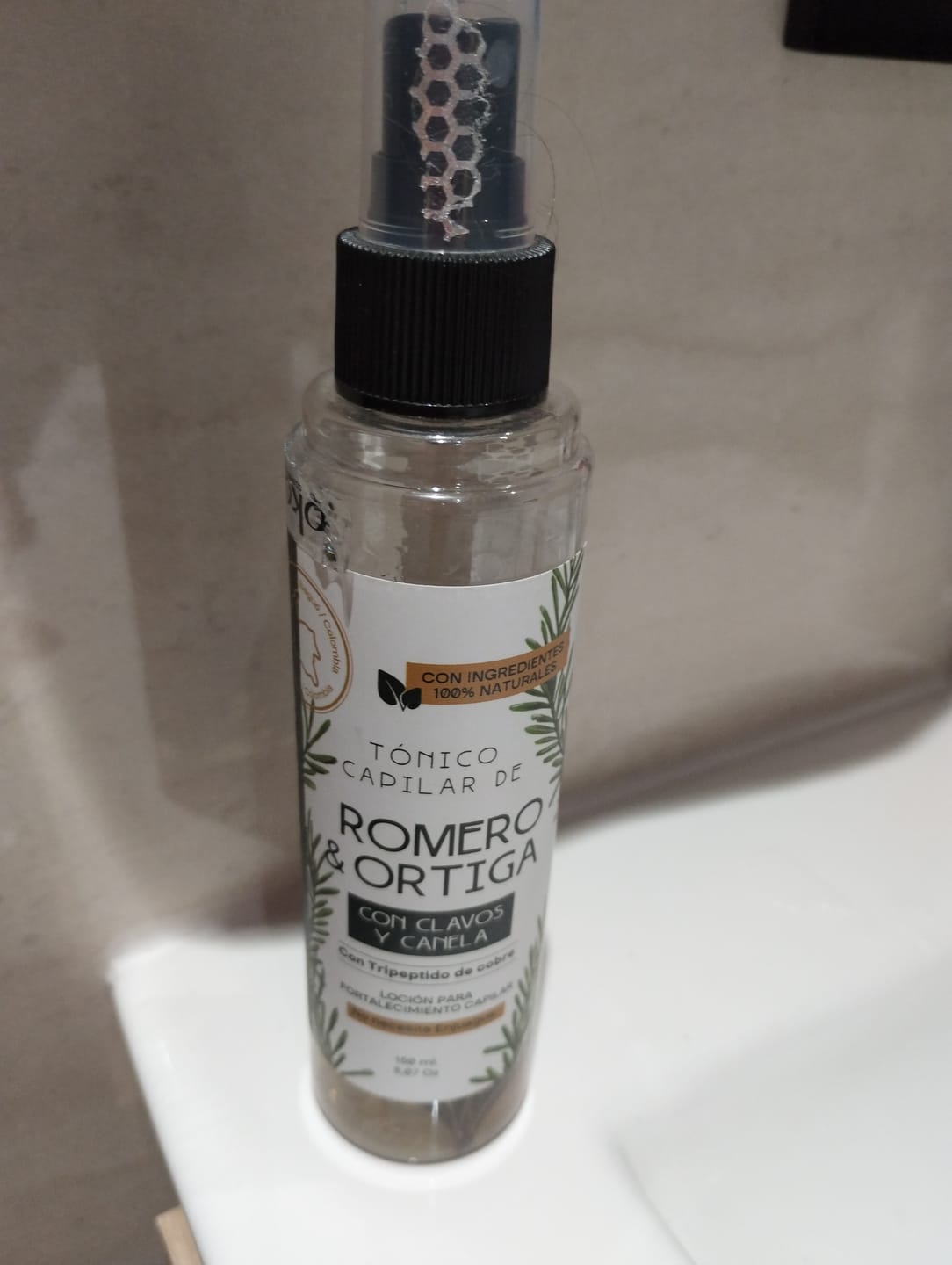 Customer photo review of Tónico Capilar de Romero  · Crecimiento y Anticaída