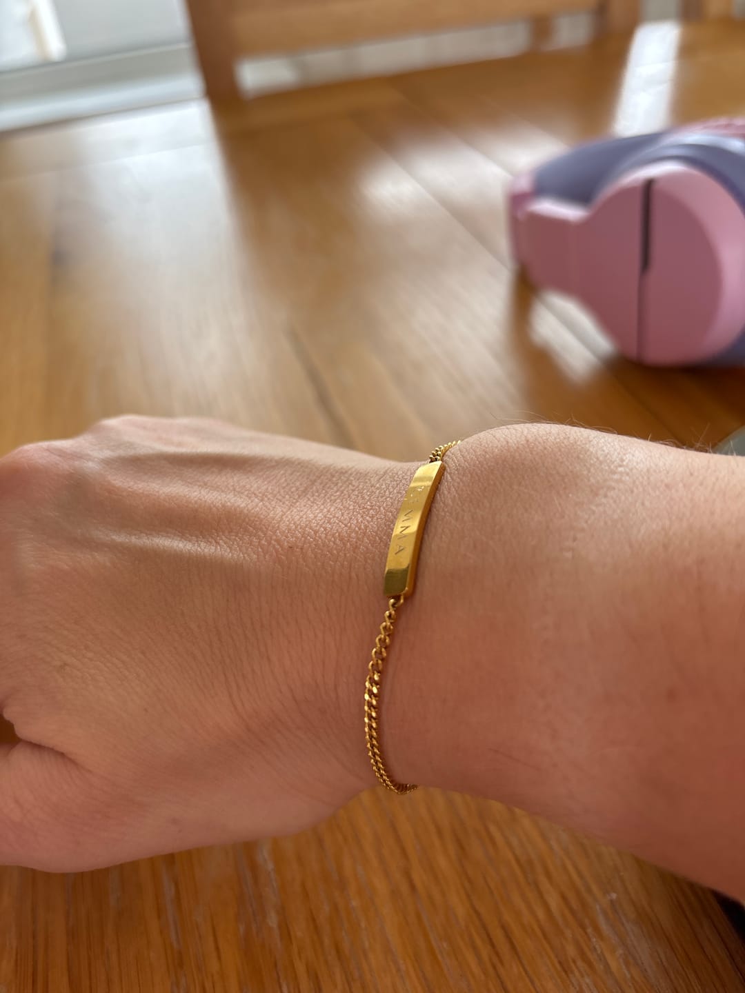 Customer photo review of The Engraved Bracelet Gold
