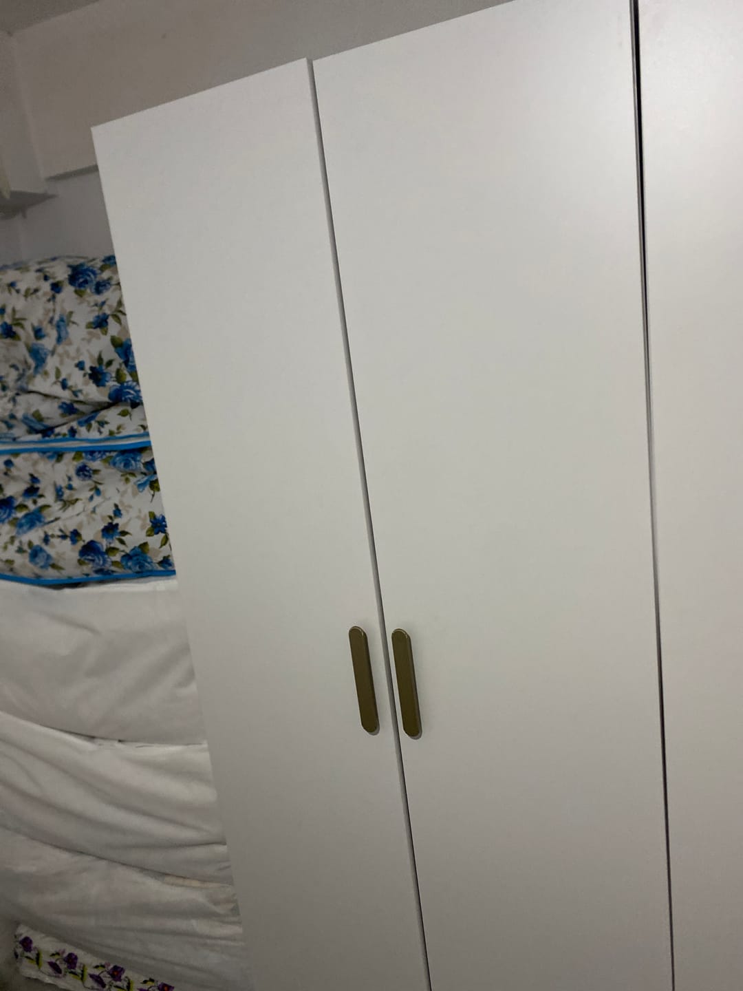 Customer photo review of Rani BA163 Modüler Gardırop 4 Kapaklı Raflı Askılı Elbise Dolabı Beyaz