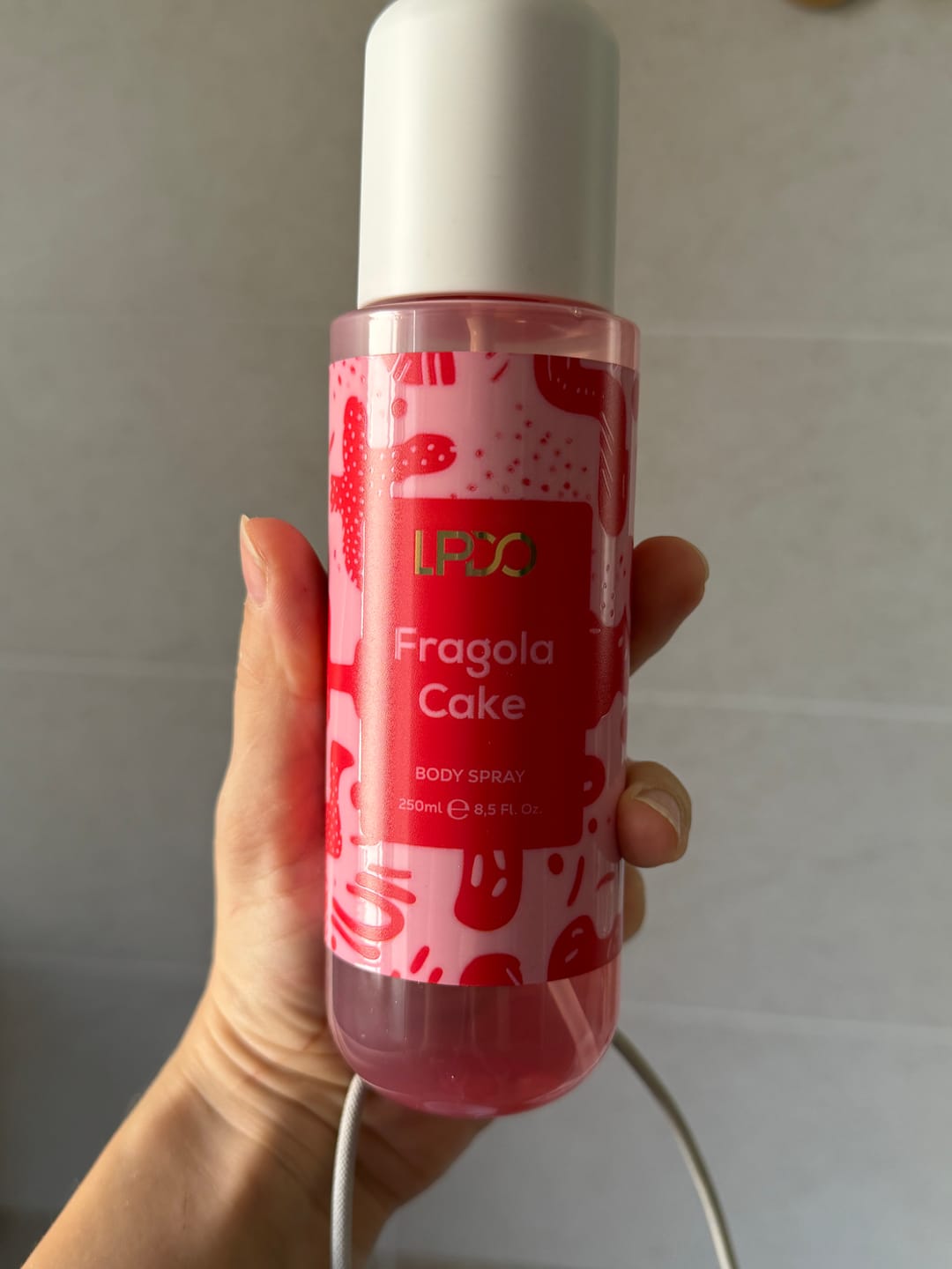 Customer photo review of FRAGOLA CAKE 250ML
