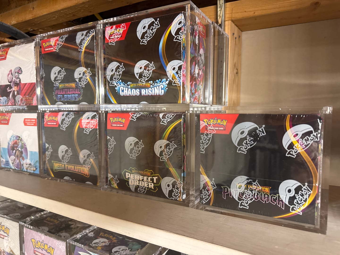 Customer photo review of (PRE ORDER) Pitch Black Booster Box