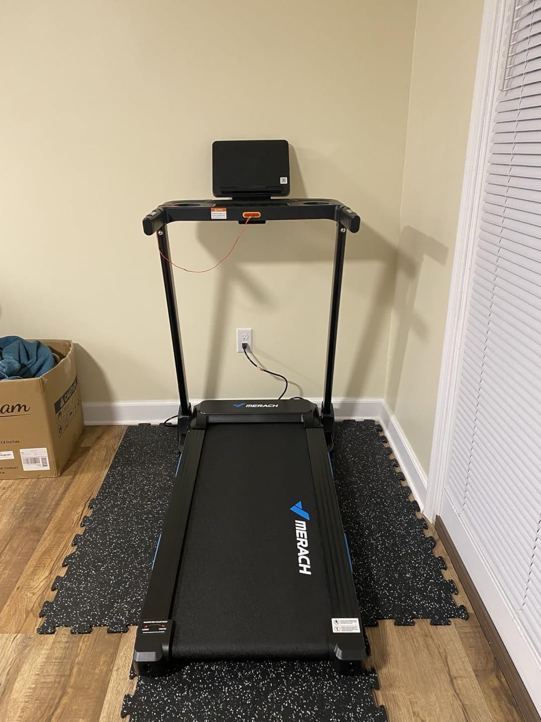 Customer photo review of T12 Foldable Treadmill with 15% Auto Incline