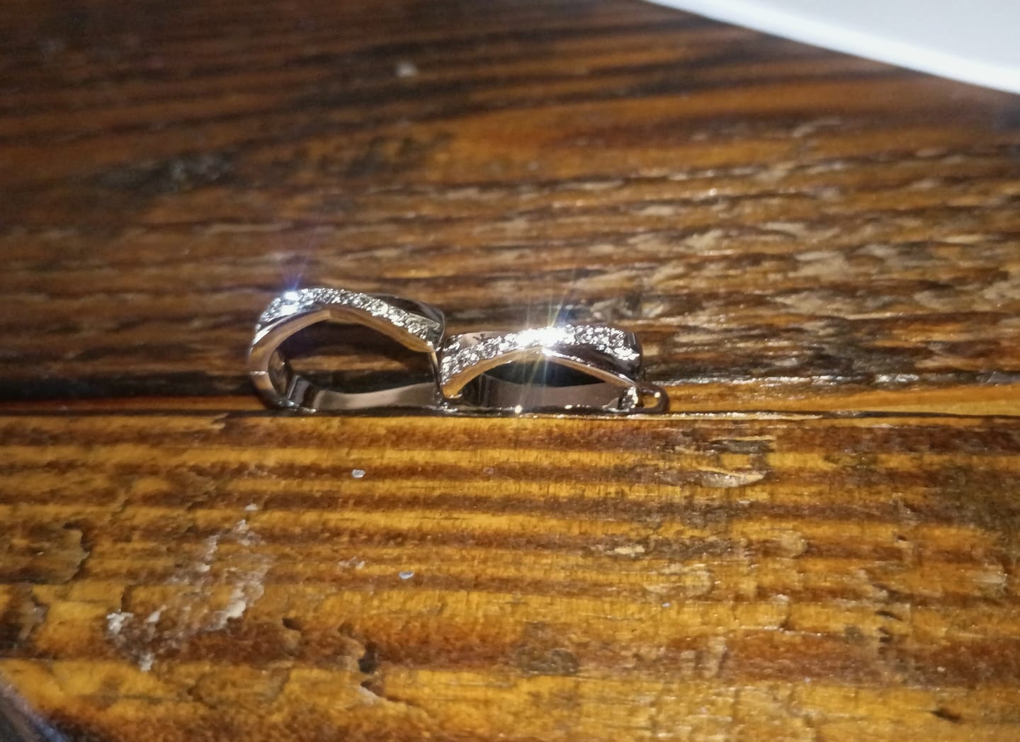 Customer photo review of Amaya 18k White Gold Plated 16mm Twisted Hoop Earrings with Swarovski Crystals