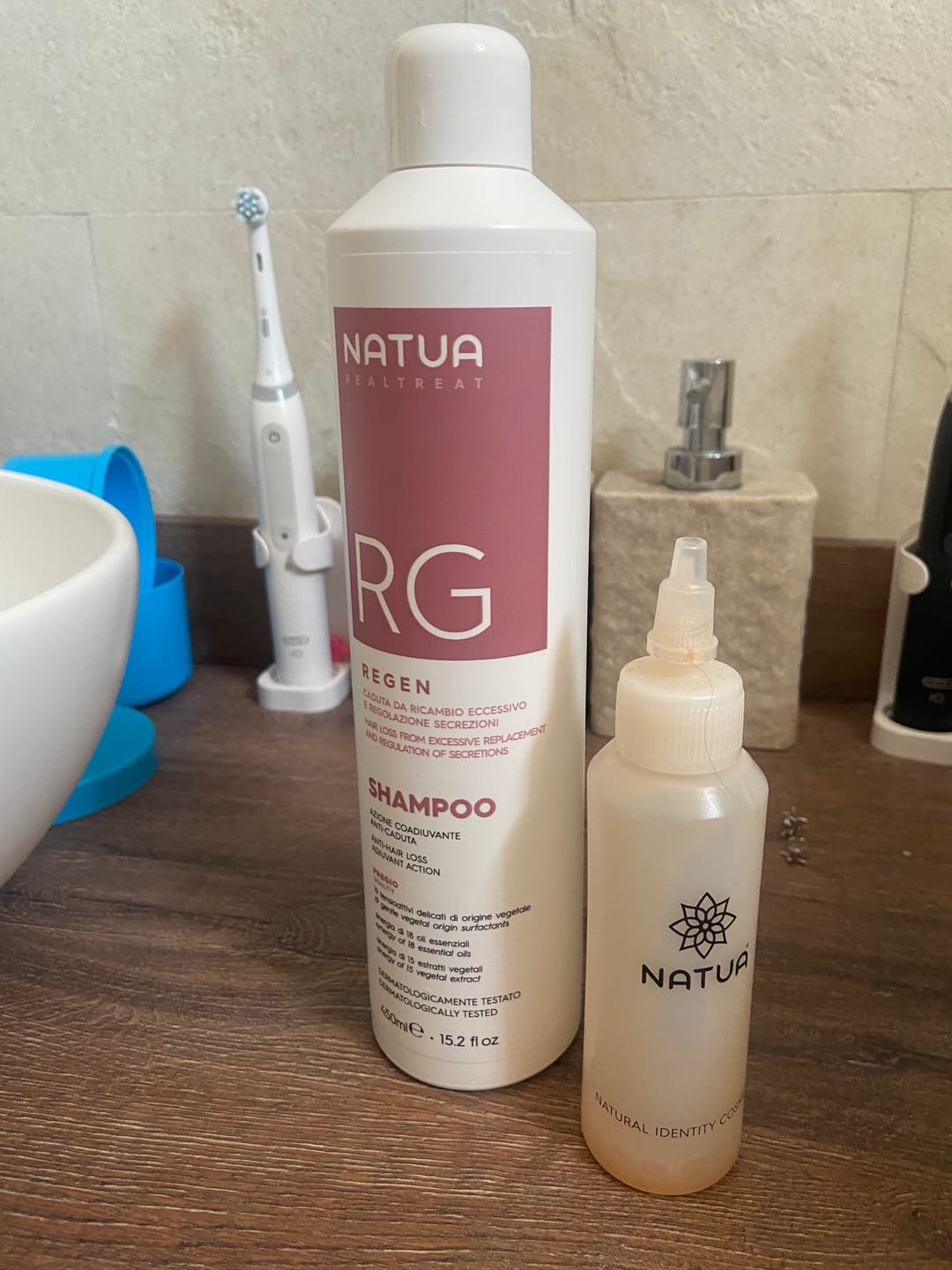 Customer photo review of NATUA RG Regen Shampoo Anticaduta