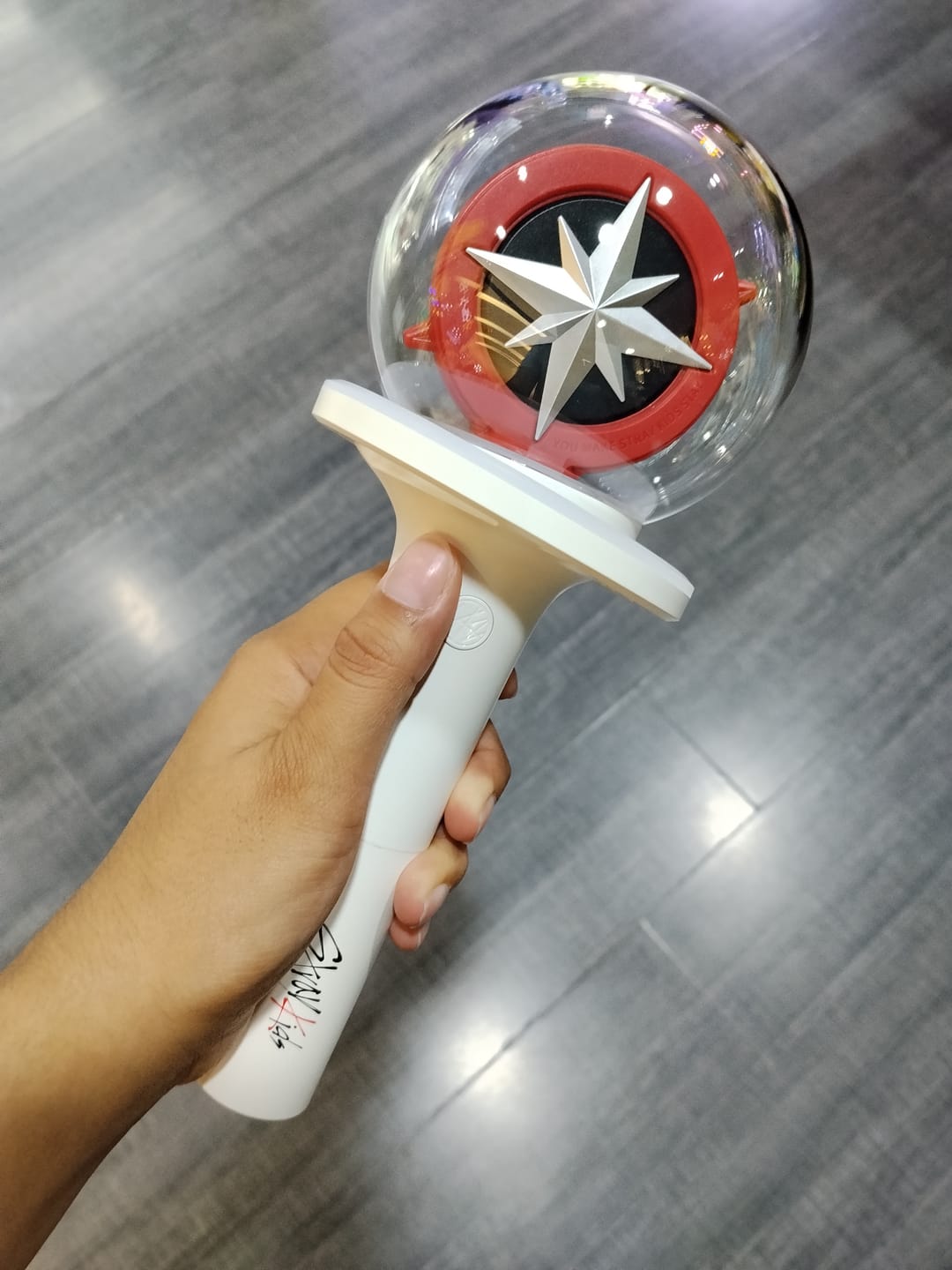 Customer photo review of STRAY KIDS - OFFICIAL LIGHT STICK VER.2