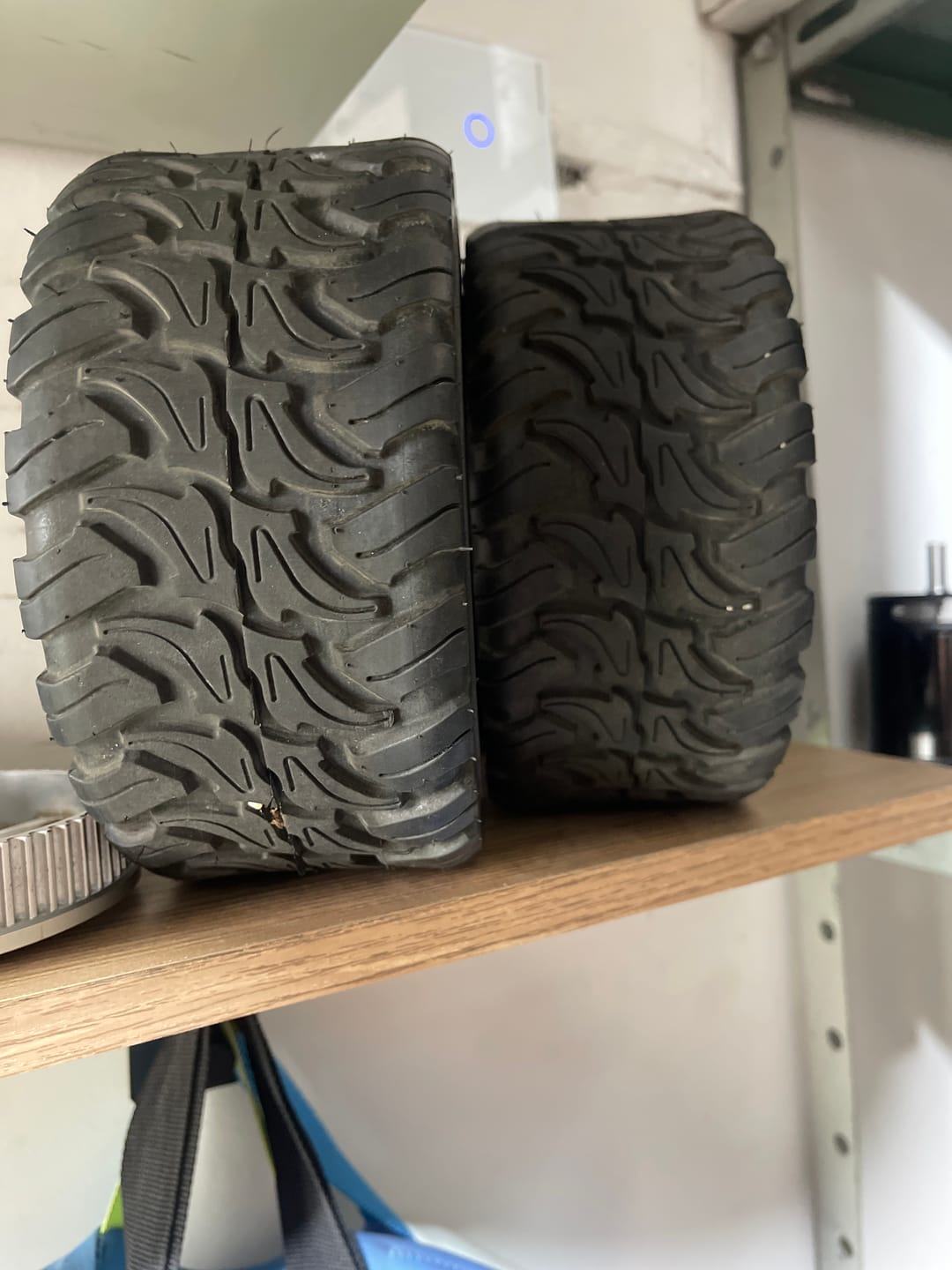 Customer photo review of Elofty® 190*80mm All-Terrain Off-Road Wheel Set