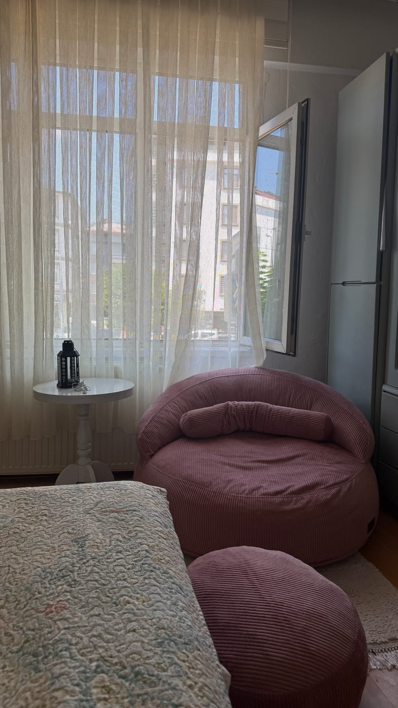 Customer photo review of Felix XL Puf Alabalık Pembe