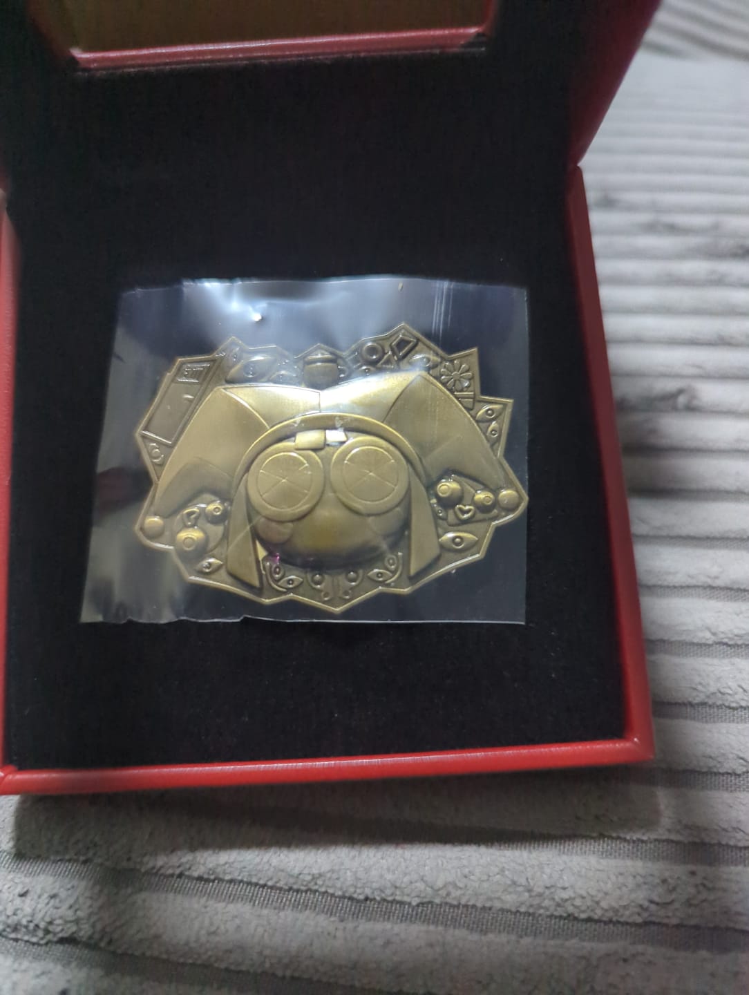 Customer photo review of Pomni Badge
