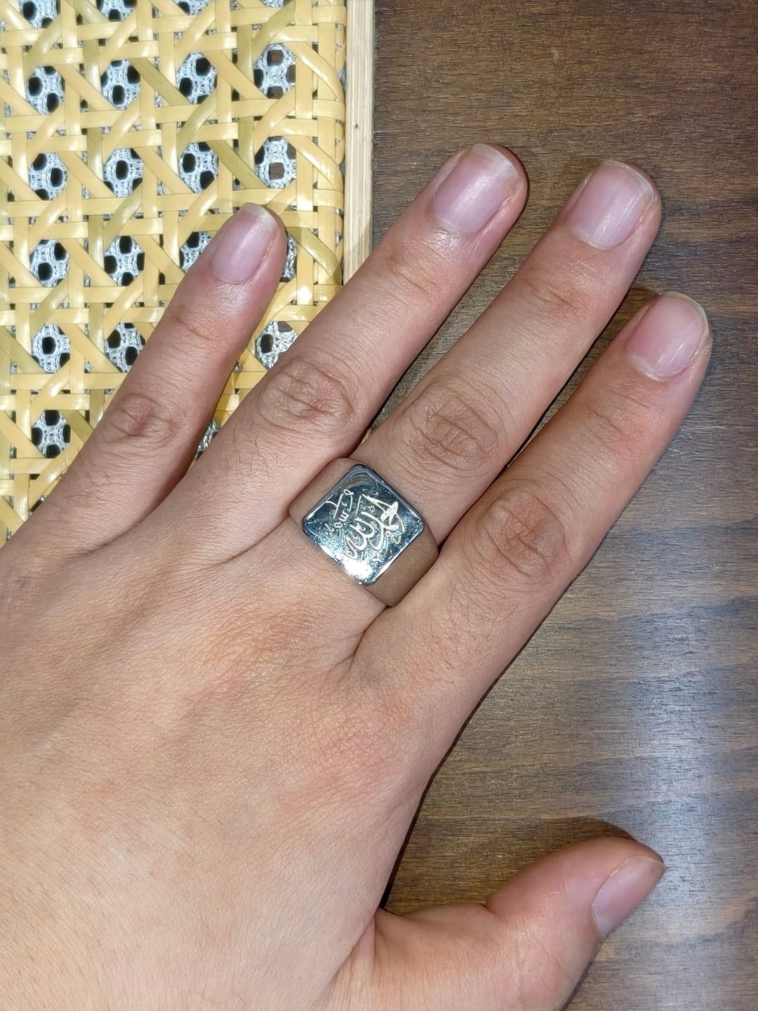 Customer photo review of HilalHaven Stainless Steel Square Signet Ring——Allah Calligraphy Engraved Jewelry for Men & Women