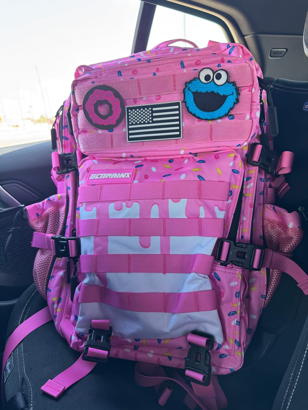 Customer photo review of Mochila Táctica V1 All In 45L Pink Glazed
