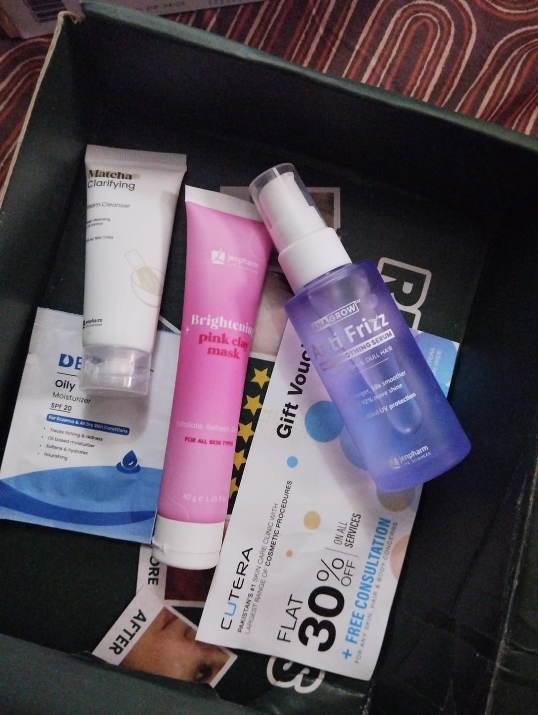 Customer photo review of Anagrow Anti Frizz Hair Serum