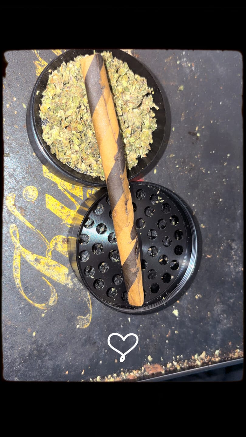 Customer photo review of Space Runtz - Indoor - 4 Grams - Hybrid