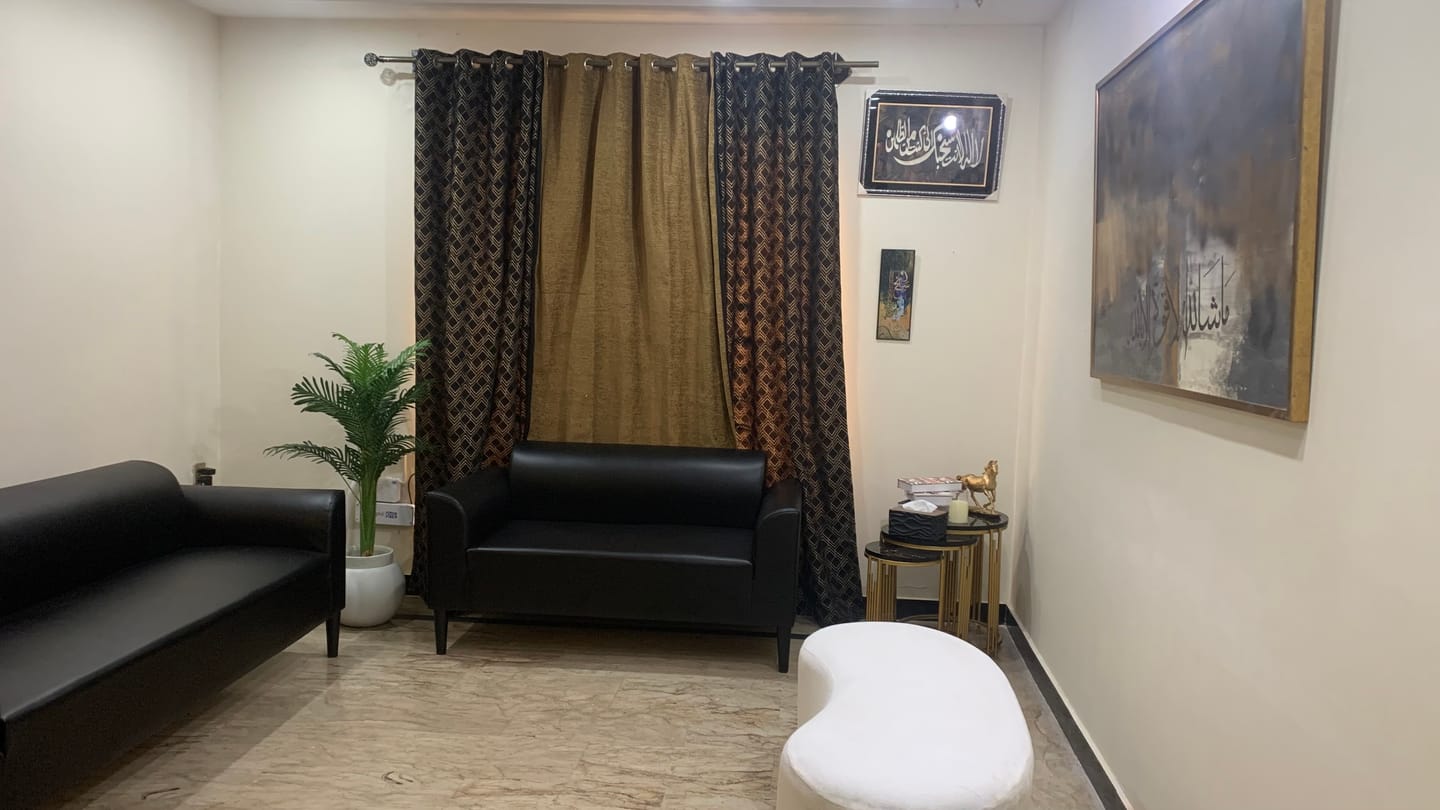 Customer photo review of 3 Seater Curve Wooden stool - 1529