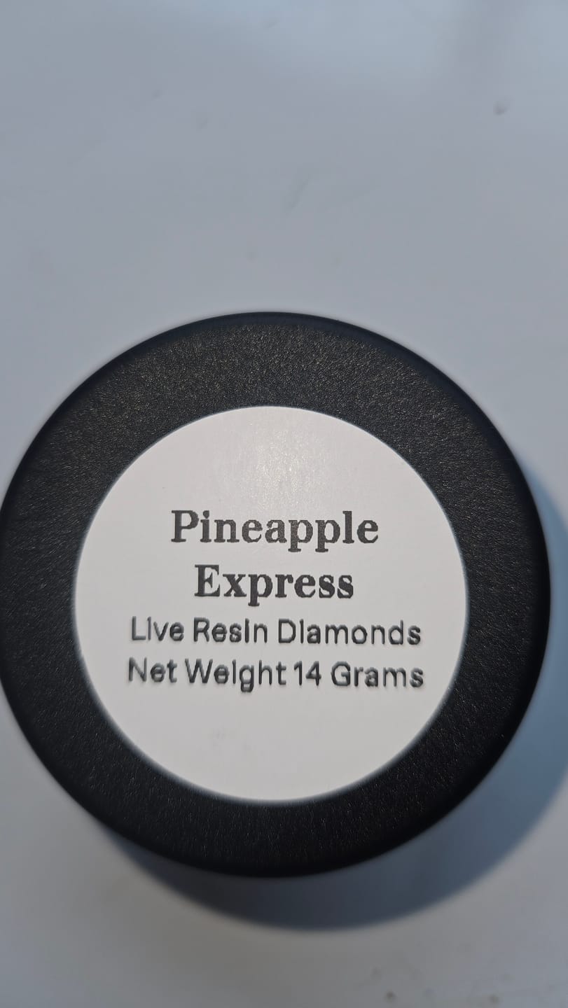 Customer photo review of Pineapple Express | Live Resin Diamonds