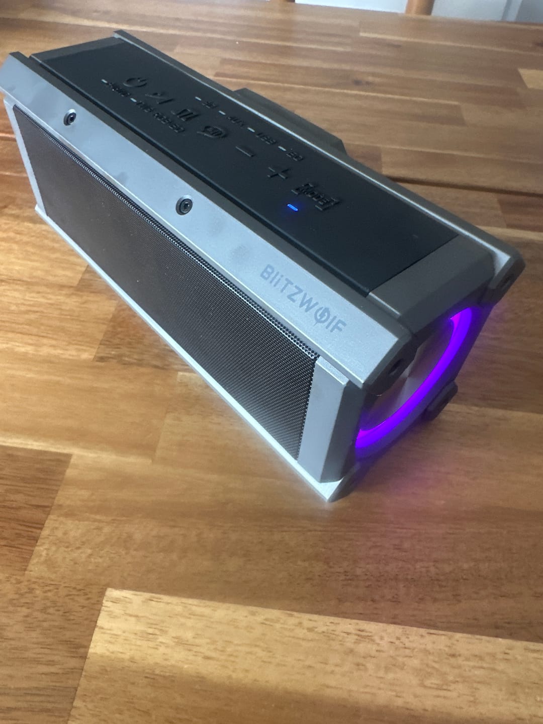 Customer photo review of BlitzWolf® BW-WA3 100W Bluetooth Speaker Portable Speakers Quad Drivers Dual Diaphragm Deep Bass RGB Light TWS 5000mAh Outdoors Wireless Speaker