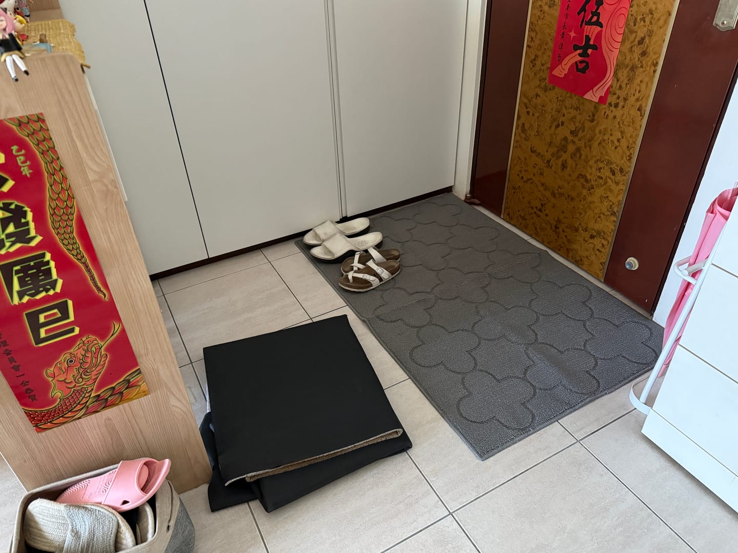 Customer photo review of 灰色思緒 玄關入門落塵防滑地墊 可水洗