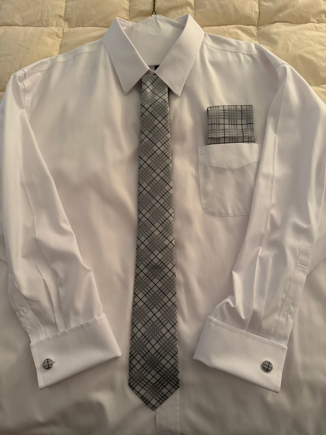 Customer photo review of Gray Black Plaid Necktie Pocket Square Cufflinks Set