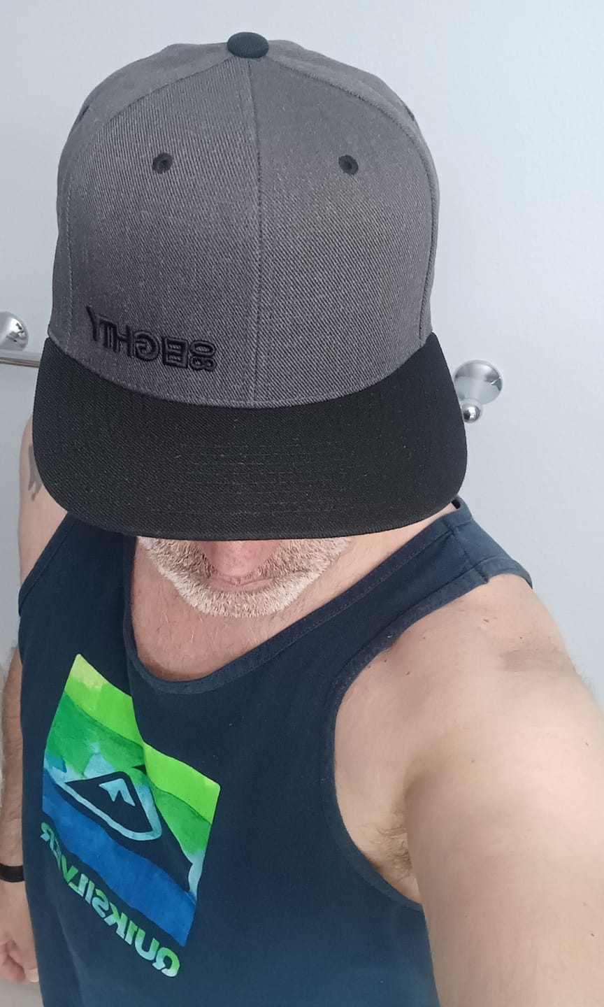 Customer photo review of 80Eighty® Classy 3D Hat