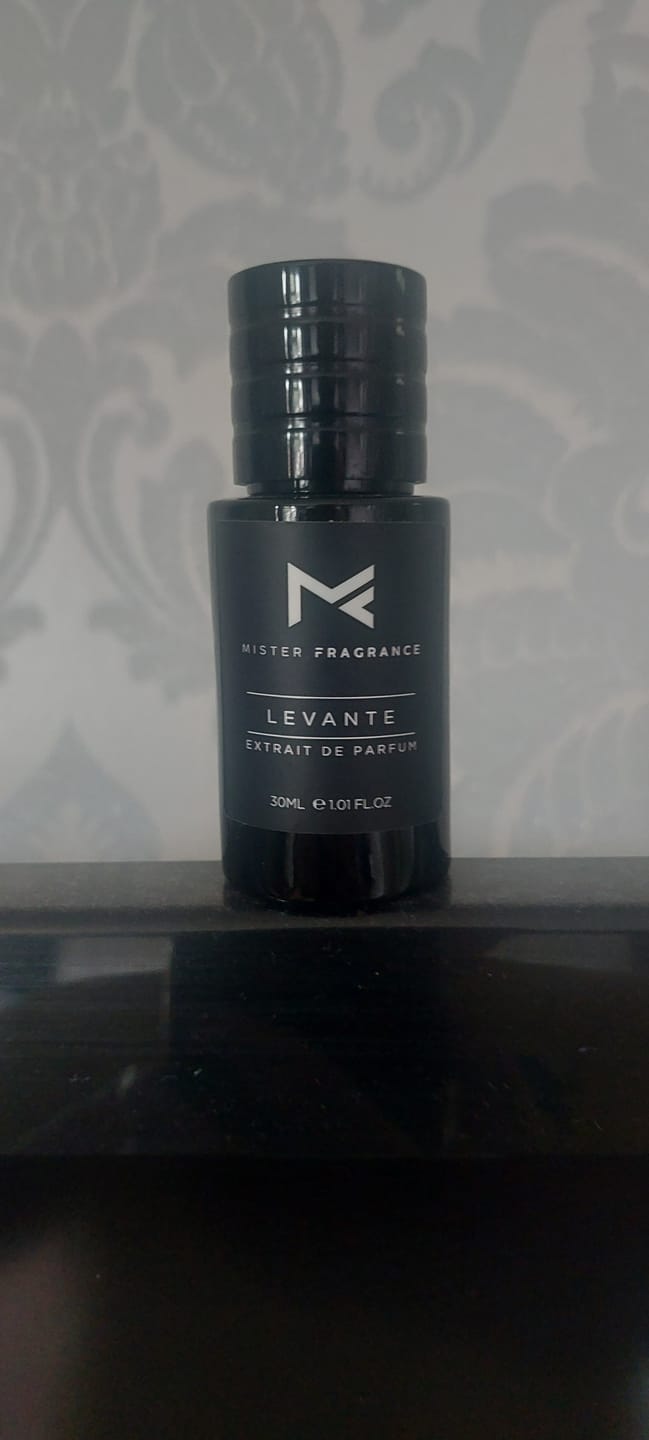 Customer photo review of Levante