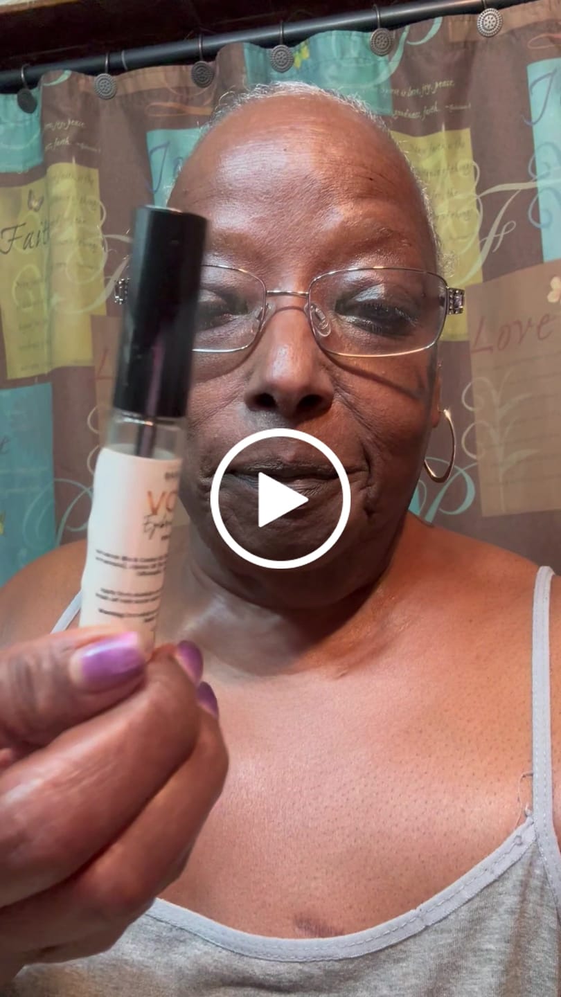 Customer video review of Healthy Hair & Lashes bundle
