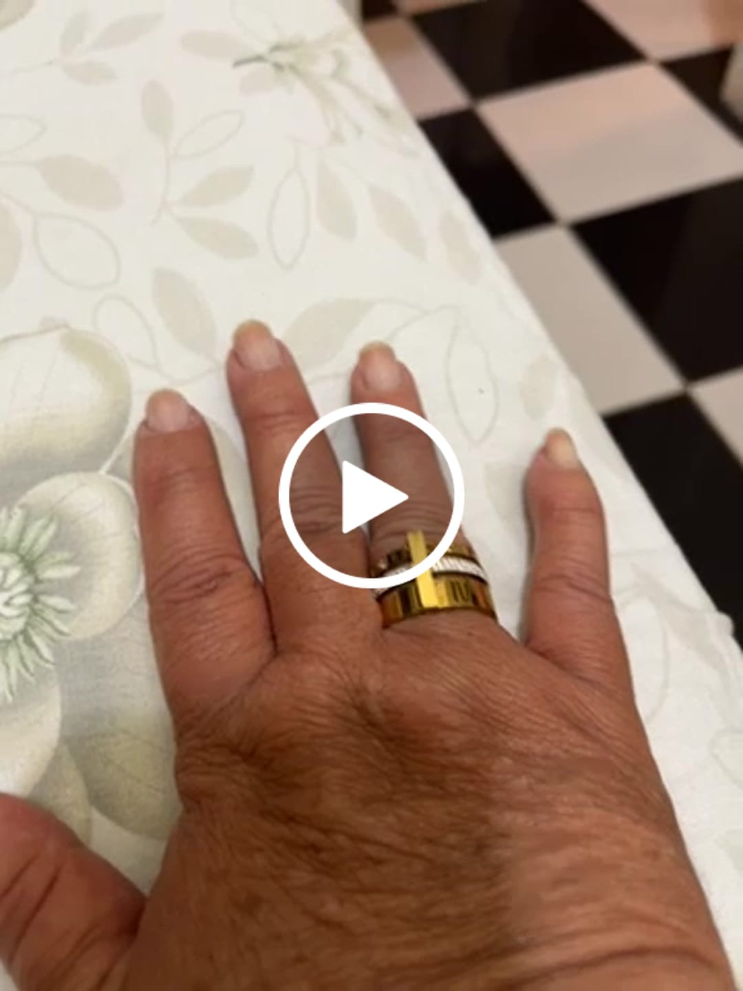 Customer video review of Bracelete Romano Zircônia Banhado em Ouro 18K