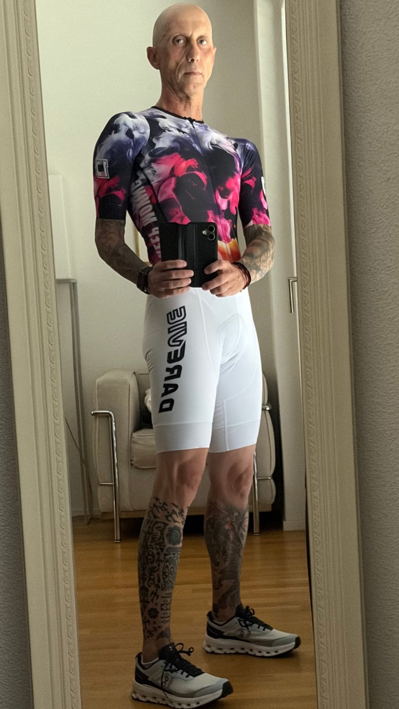 Customer photo review of AURA SKINSUIT