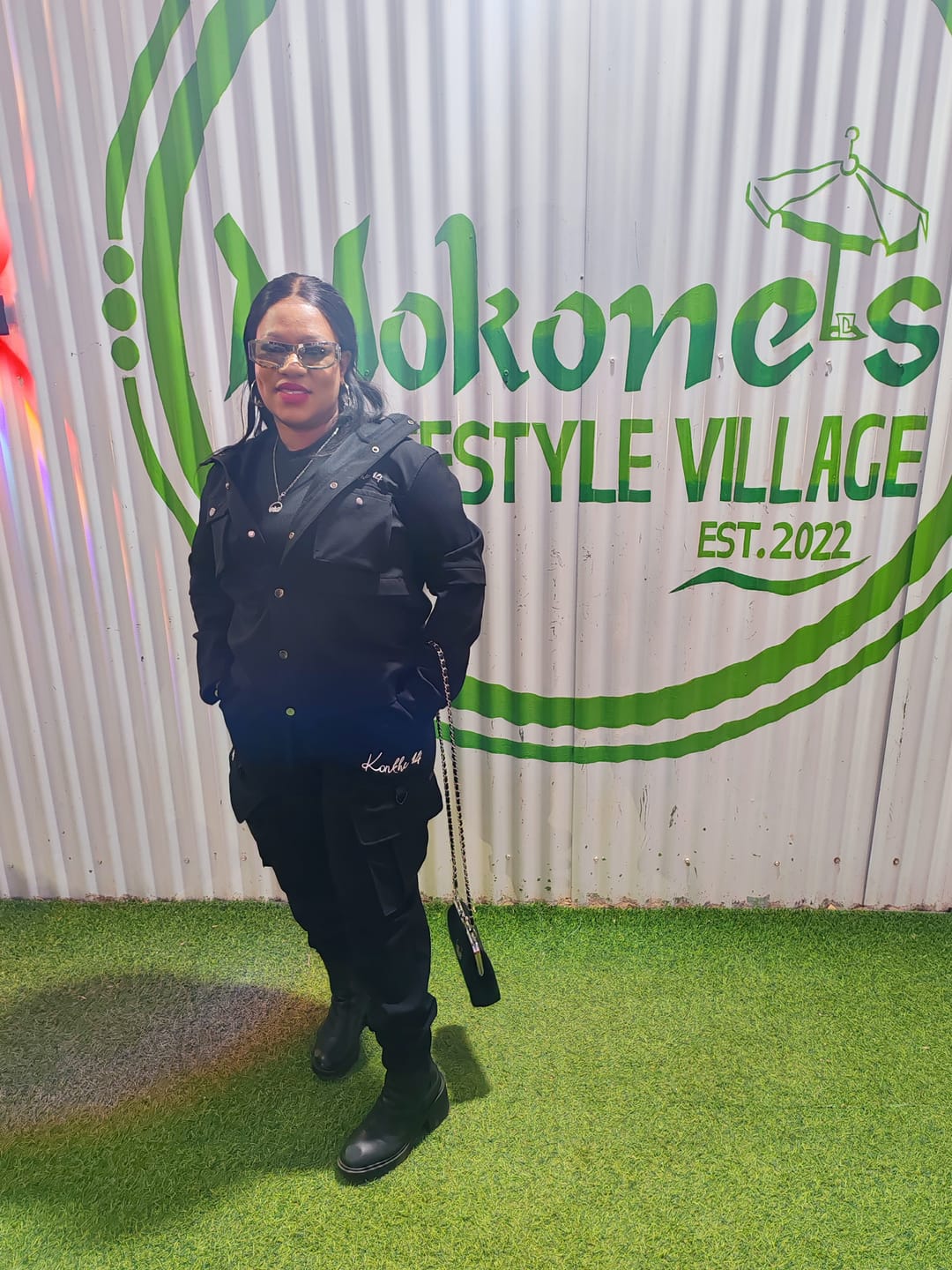 Customer photo review of Era Million Sunglasses - Silver