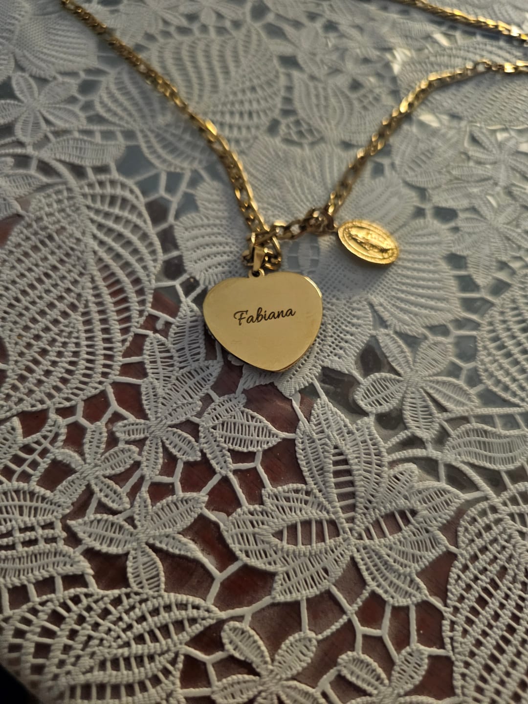Customer photo review of Collana Foto Personalizzata Cuore