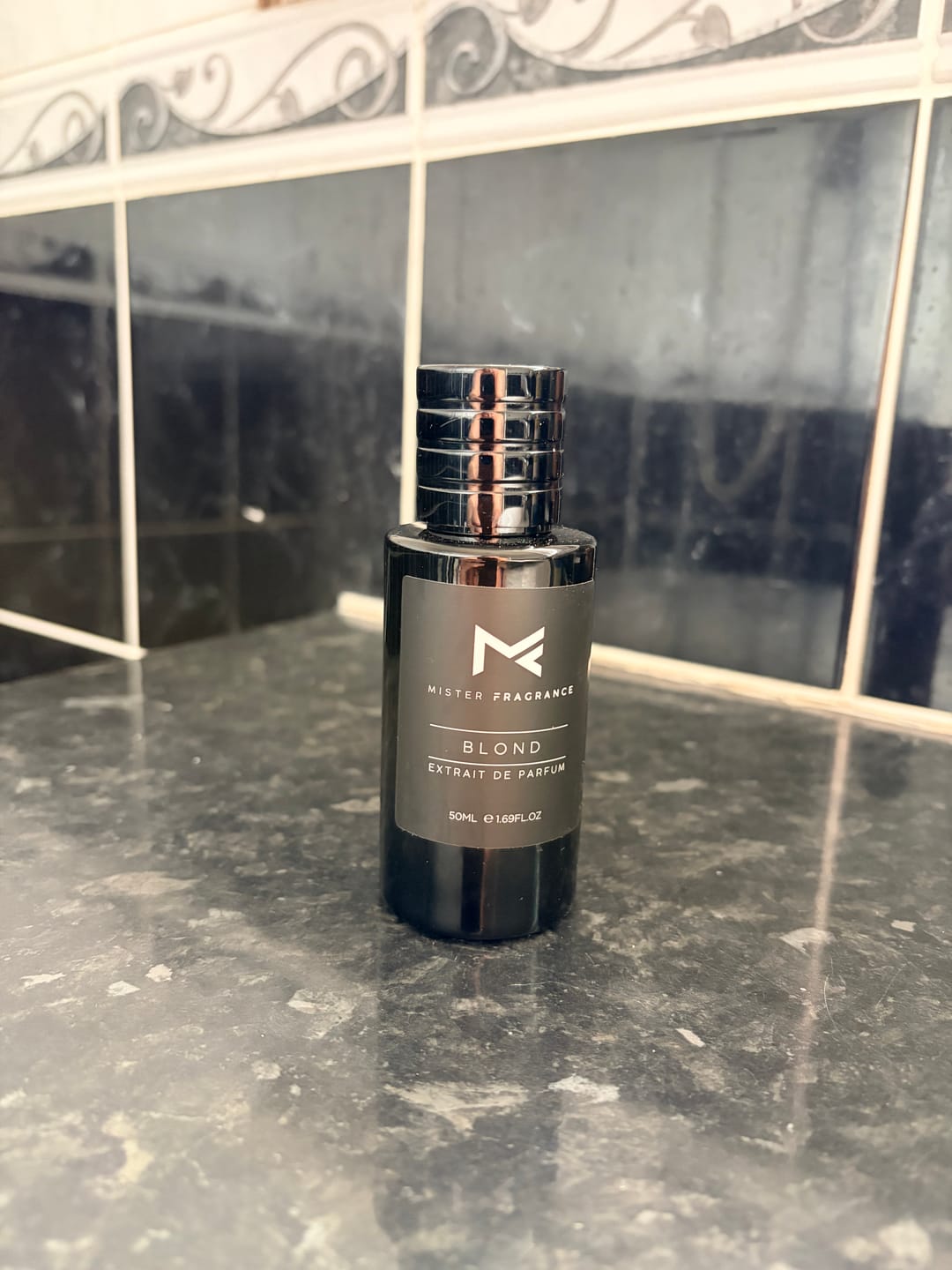 Customer photo review of Blond