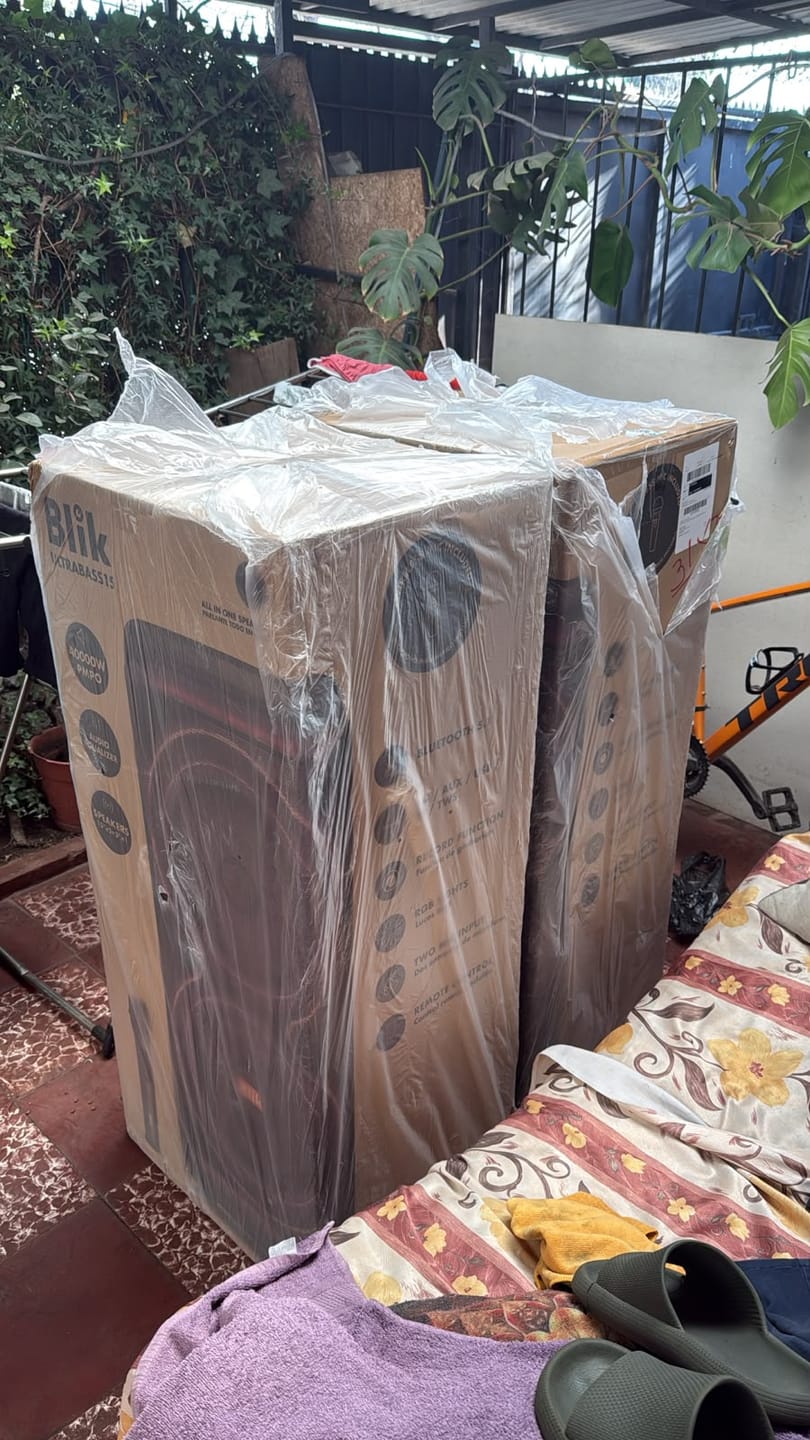 Customer photo review of Parlante Bluetooth Karaoke Con Micrófono Blik Ultrabass15