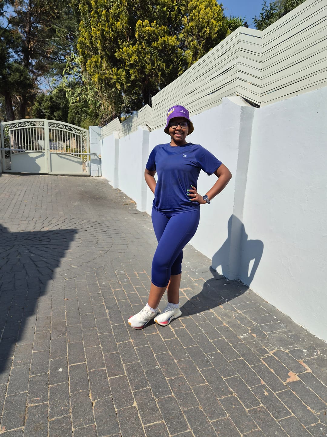 Customer photo review of Active T-Shirt & 7/8 Butt-Lifting Leggings Set