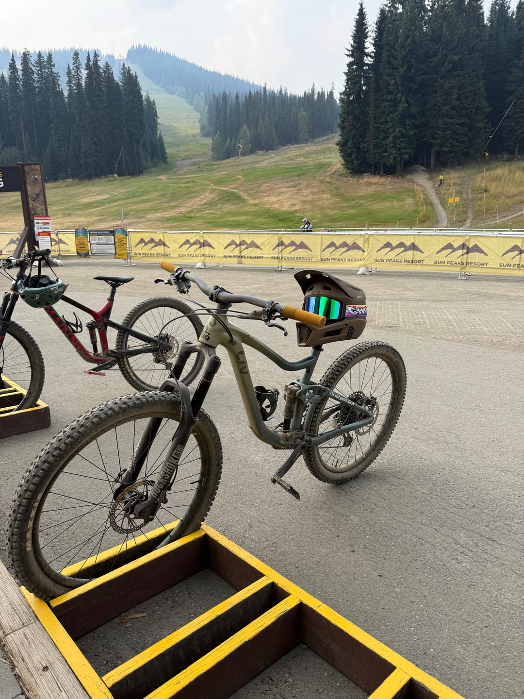 Customer photo review of Gracey Moto/MTB Goggle - Photochromic Green Lens