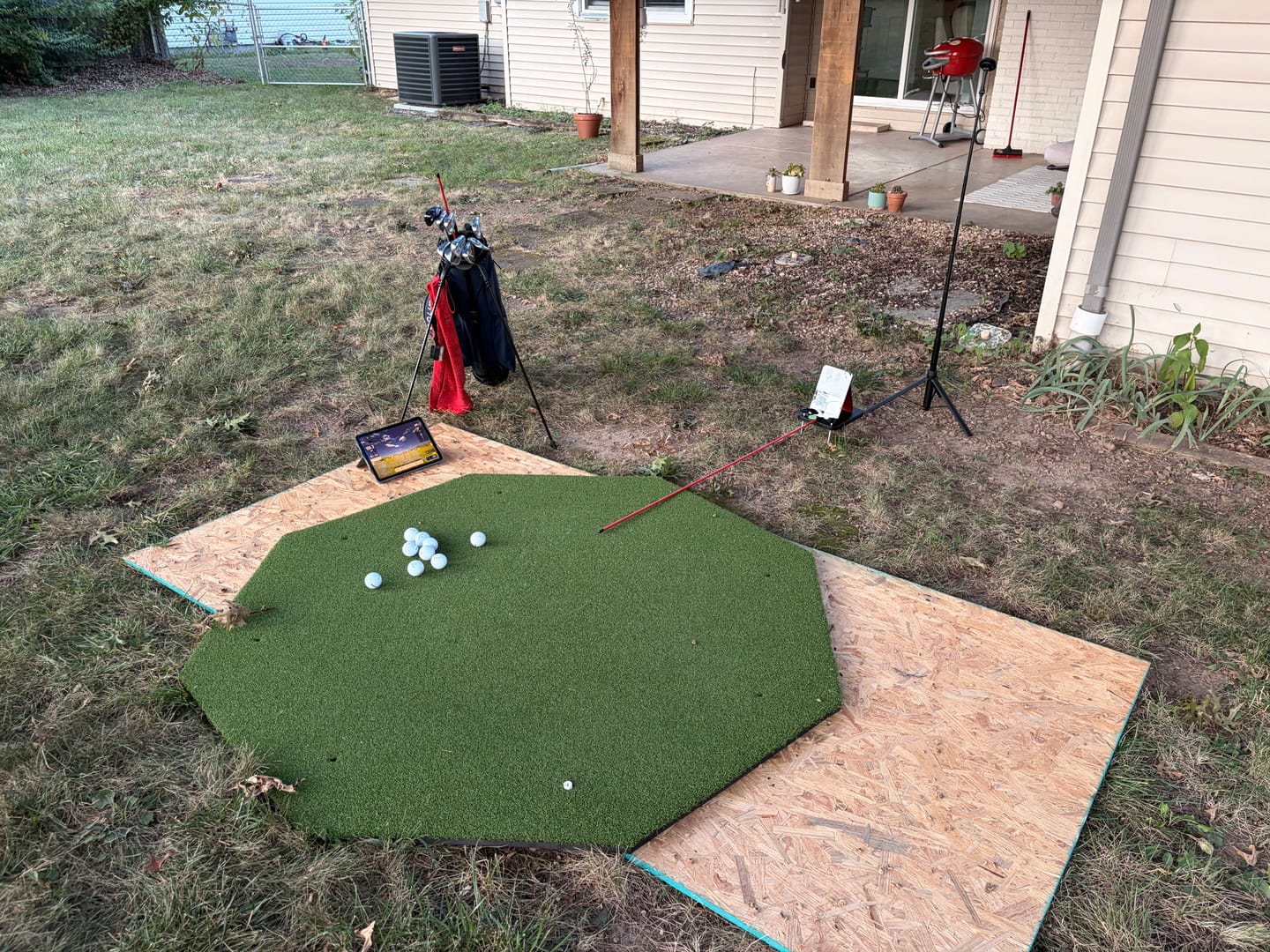 Customer photo review of (Refurbished) Swing Caddie SC4 PRO Golf Launch Monitor + Simulator With Alignment Stand