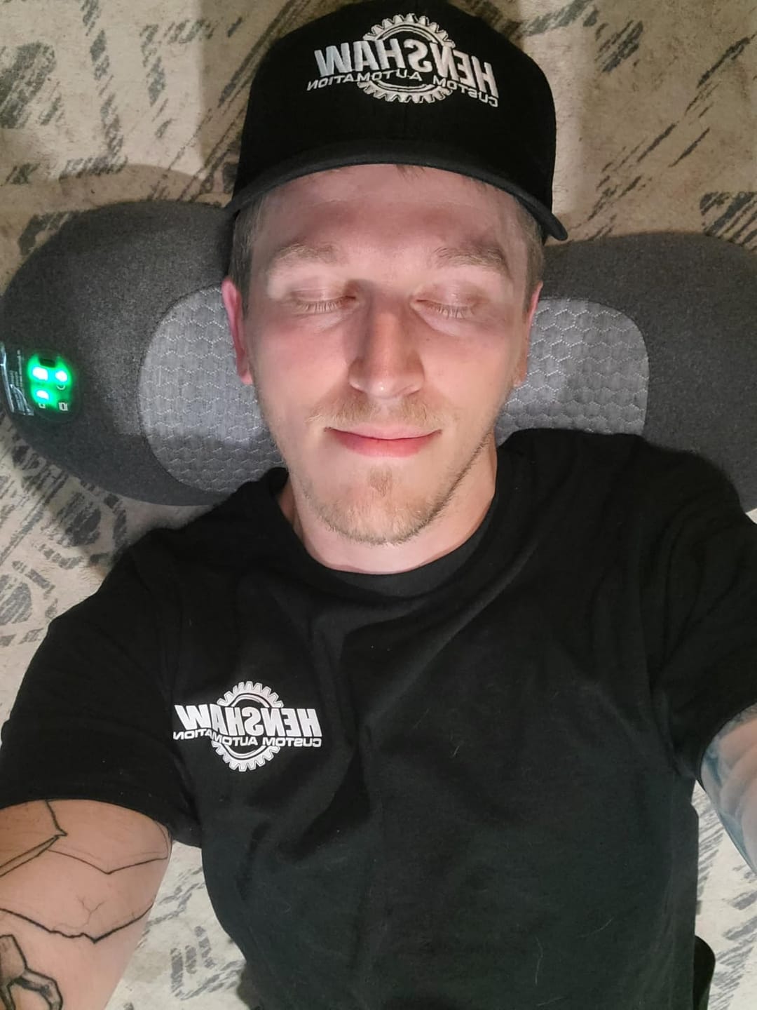 Customer photo review of SpineSway Triple Fusion Massager