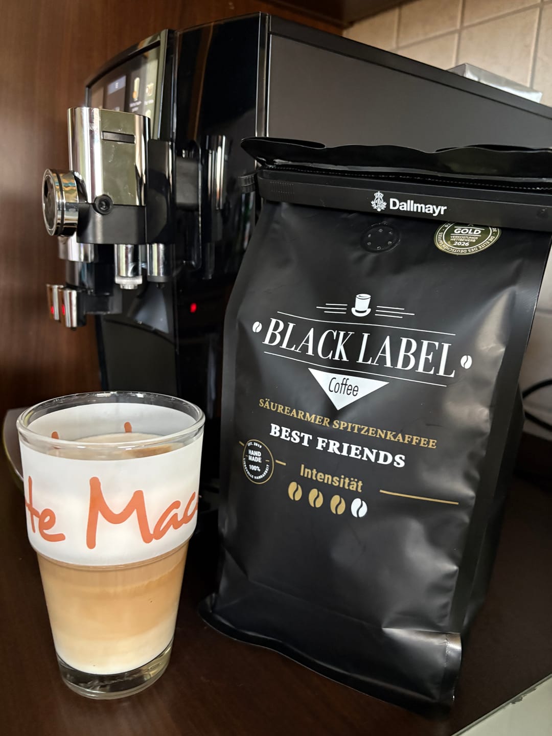 Customer photo review of Best Friends Crema King