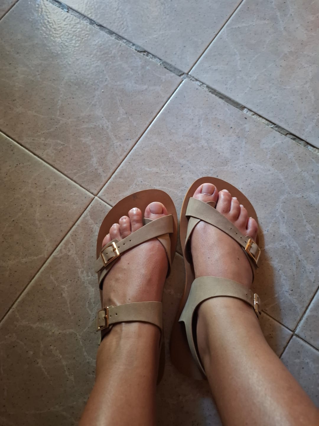 Customer photo review of Glow II - Sandali barefoot