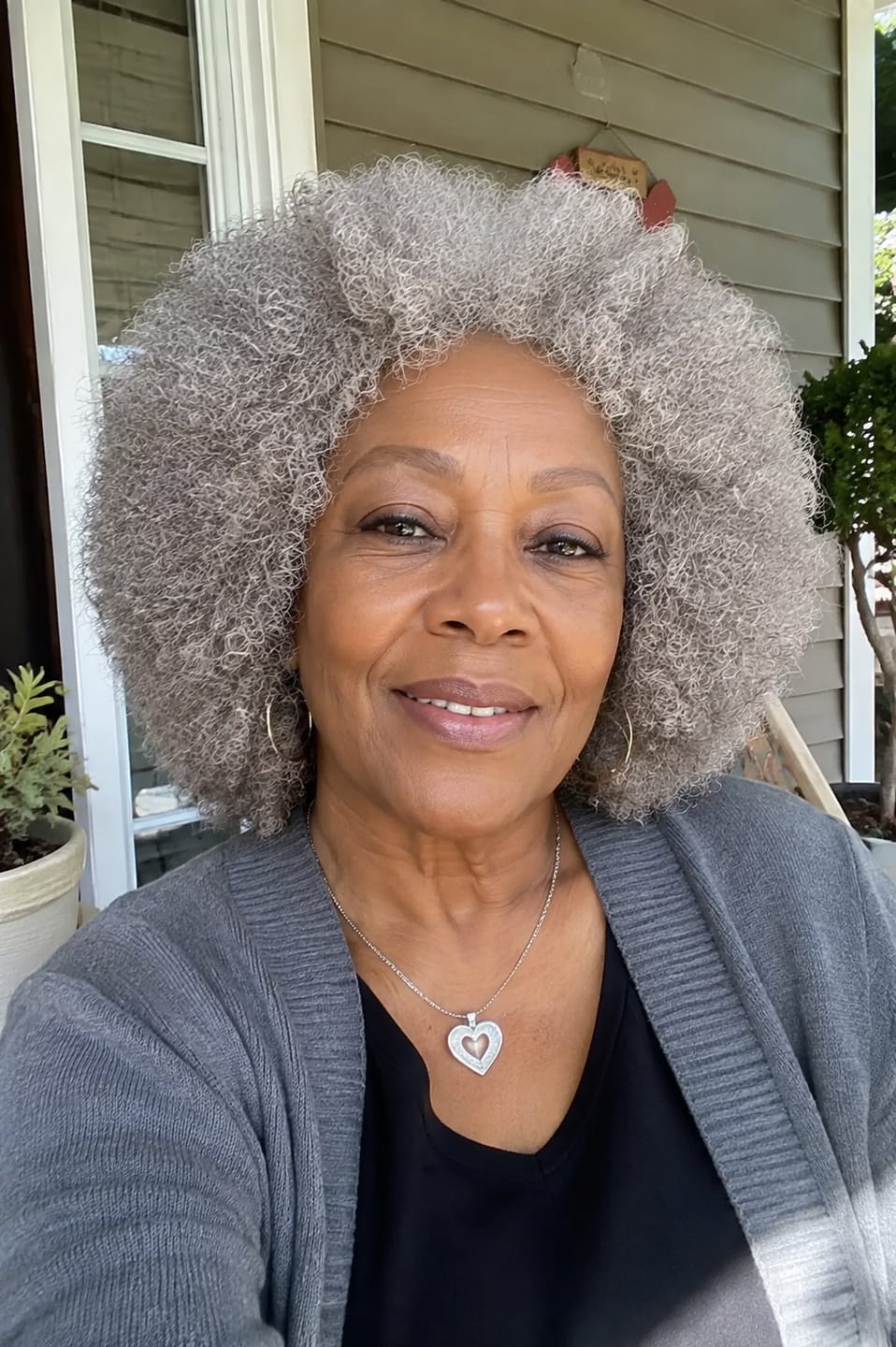 Customer photo review of Luvwin Salt And Pepper Afro Natural Hairstyle With Small Lace Realistic Wig