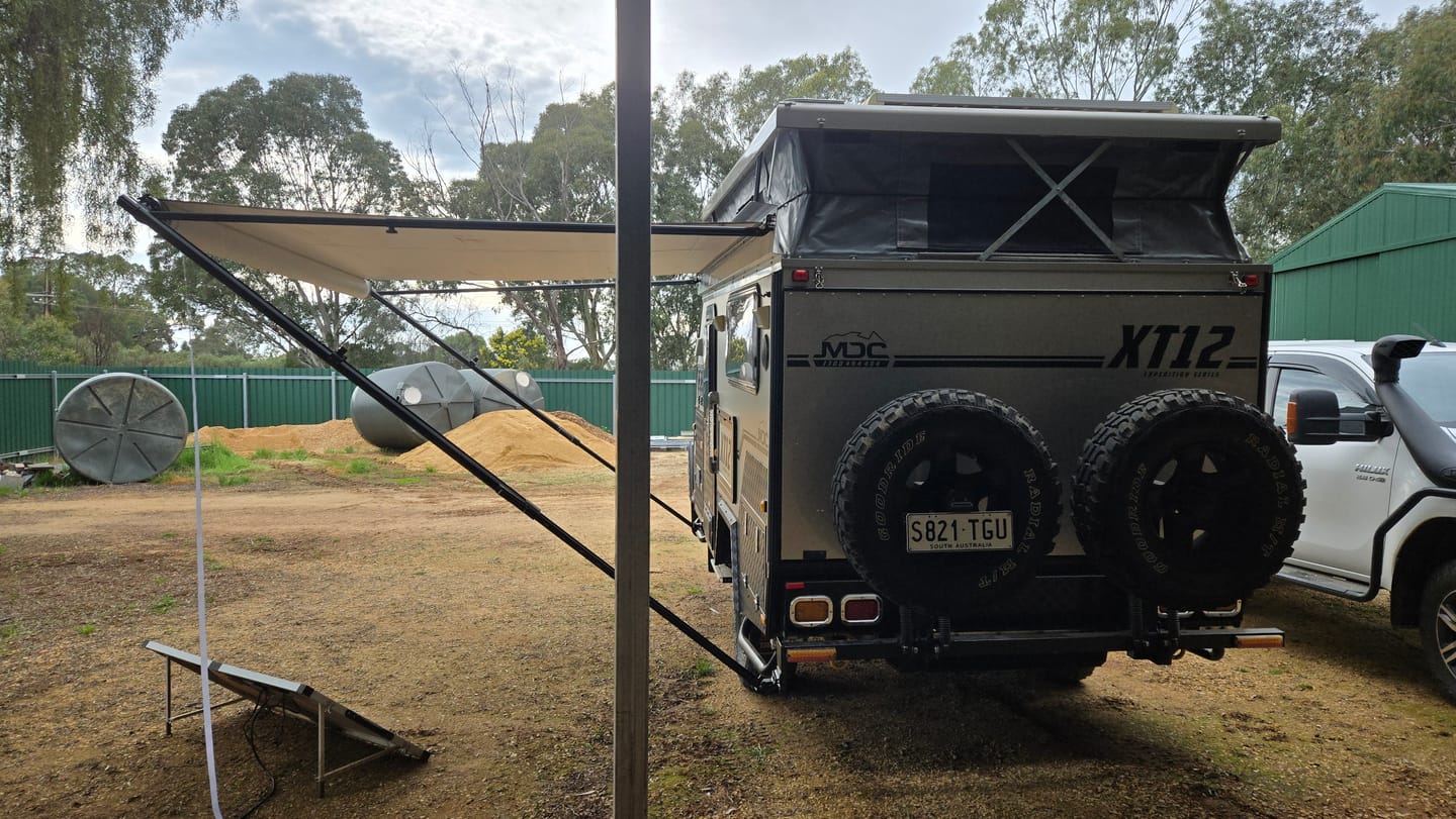 Customer photo review of Awnlux Retractable Roll-Out Caravan Awning W-5600NC