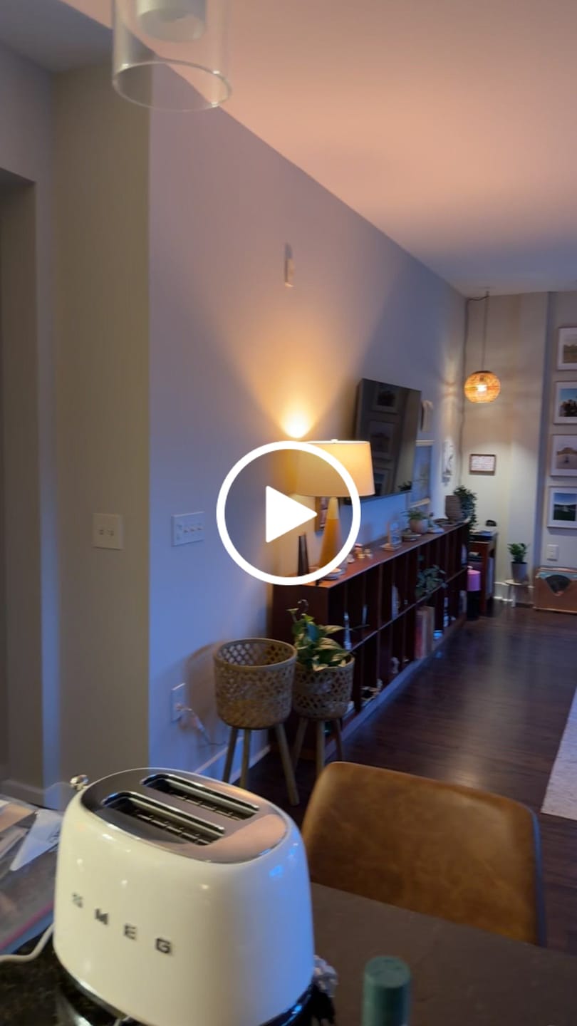 Customer video review of Circadian Lightbulb™