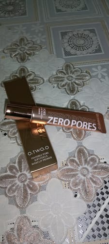 Customer photo review of O.TWO.O SKIN SECRET ZERO PORES PRIMER