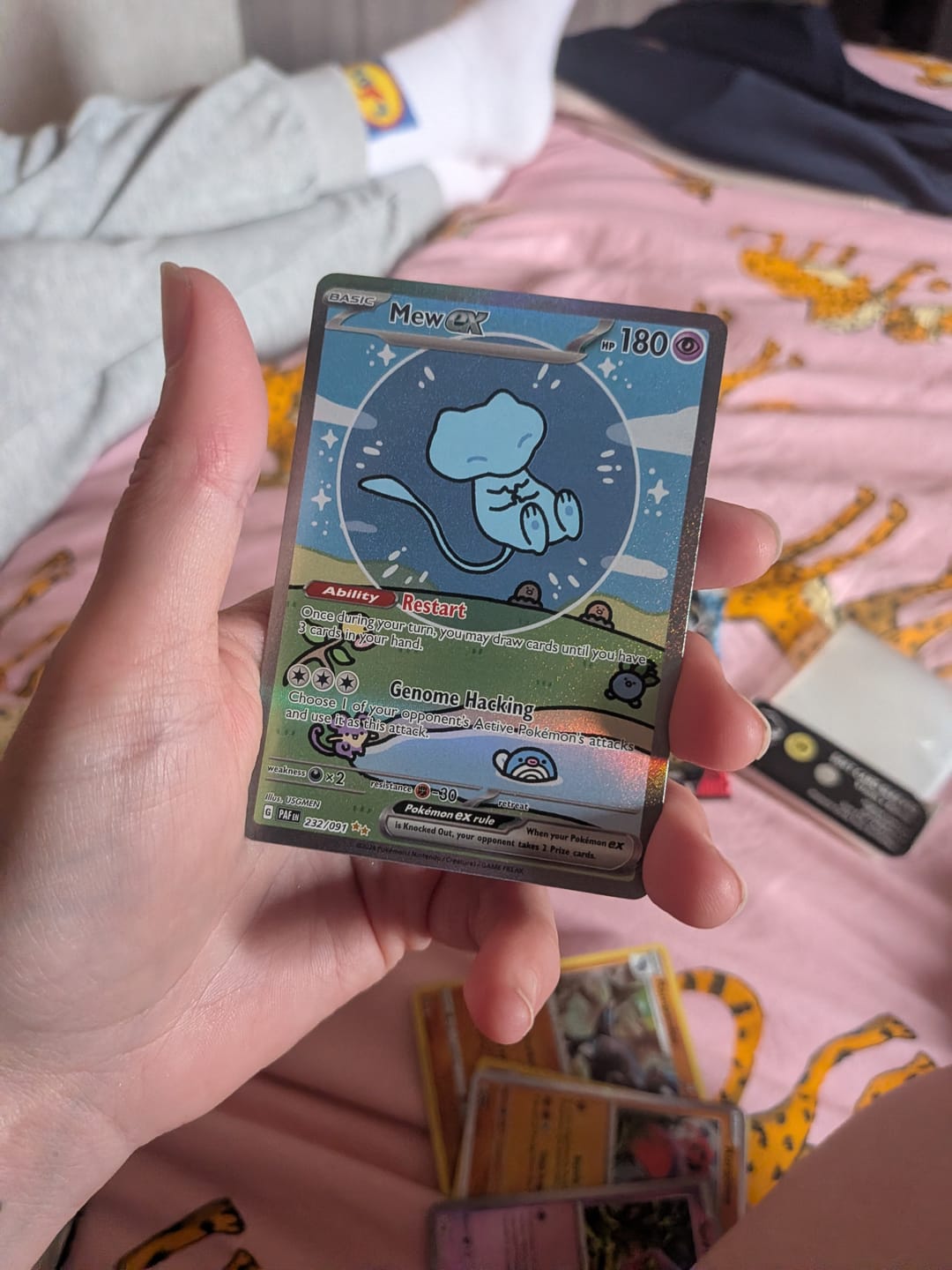 Customer photo review of 🎁 Megabox Mysteries - Bonus Pack - x10 official Pokémon Cards (100% off)