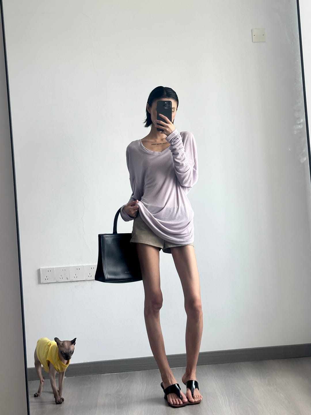 Customer photo review of Hydrae Lilac Soft Knit V-Neck Draped Wool Long Sleeve Fitted Top