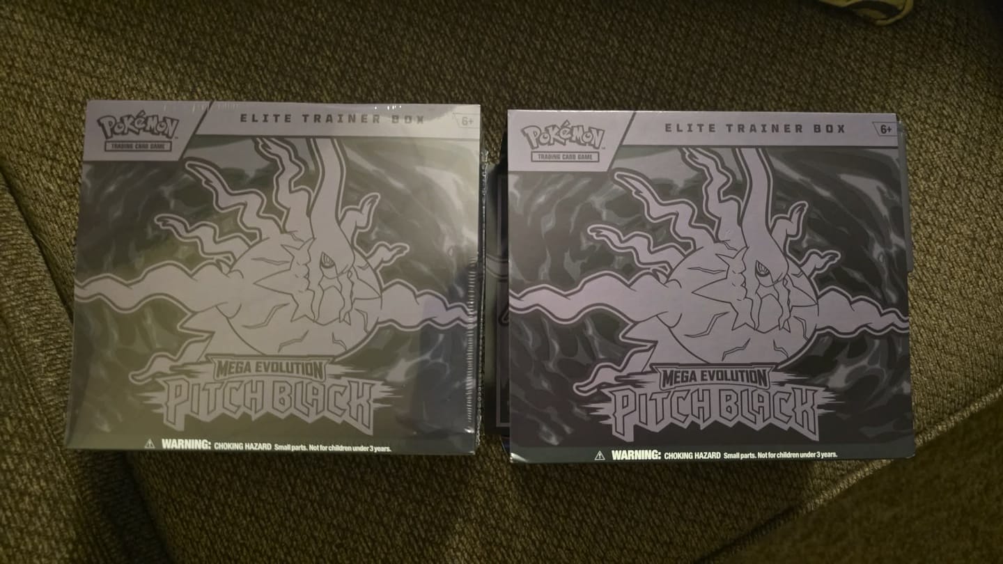 Customer photo review of Pitch Black Elite Trainer Box