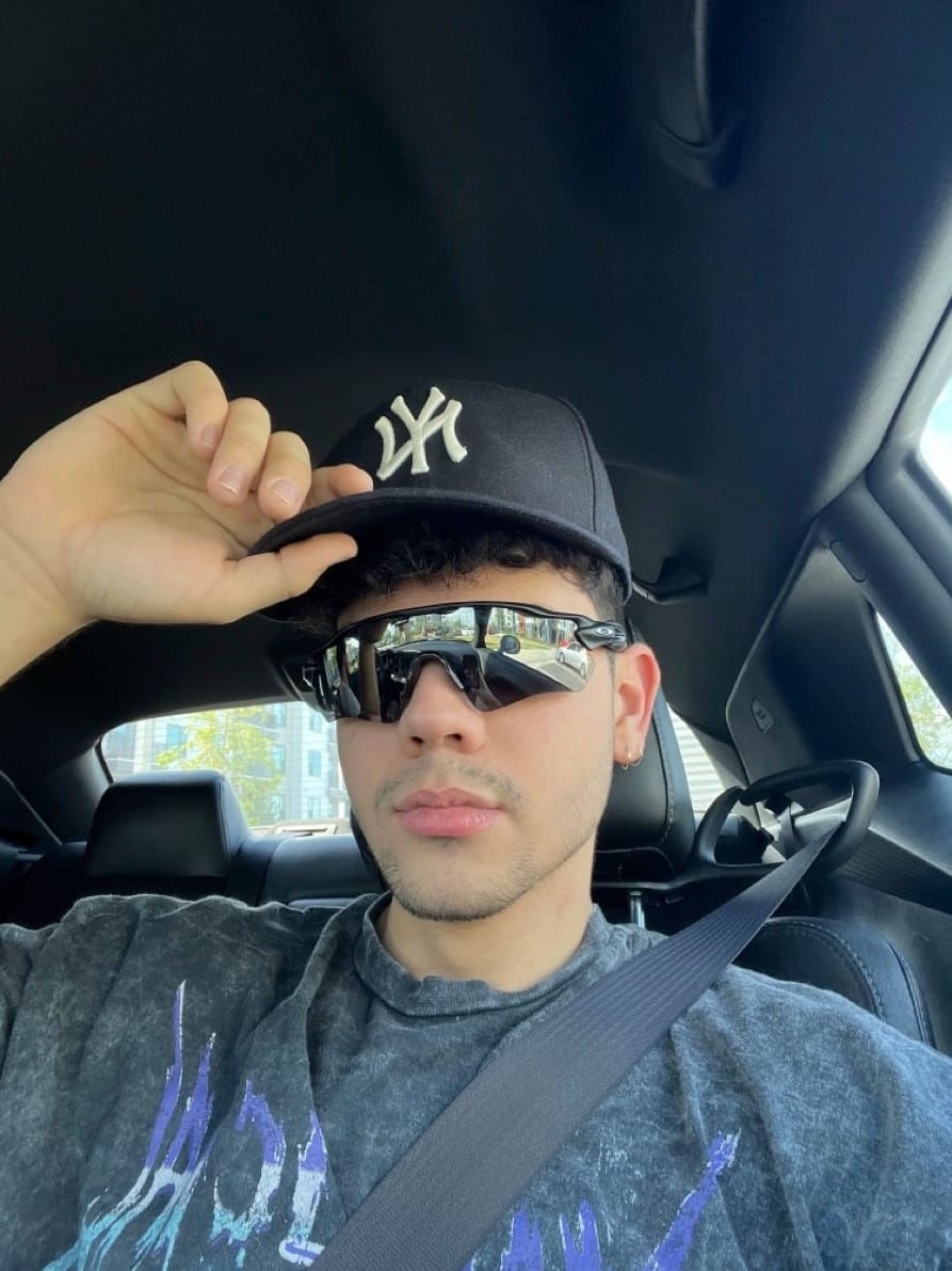 Customer photo review of Radar Black