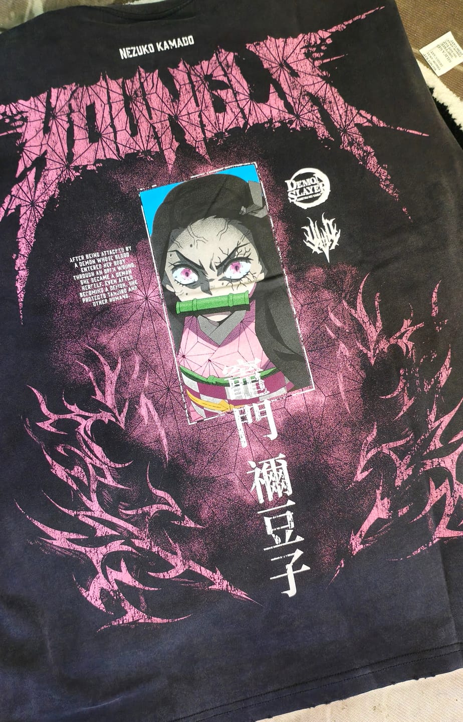 Customer photo review of 4266 - Demon Slayer: Kimetsu no Yaiba - Character Tees
