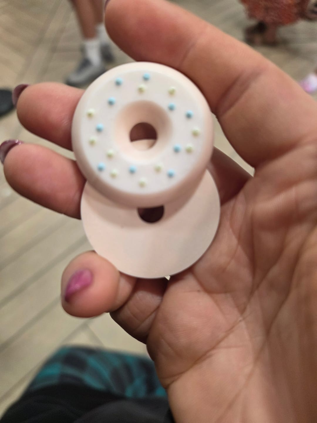 Customer photo review of FidgetGlaze