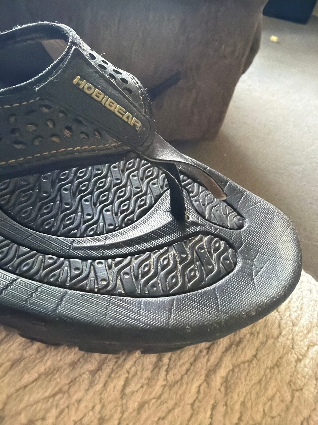 Customer photo review of Ramble Lite - Wide Toe Slippers